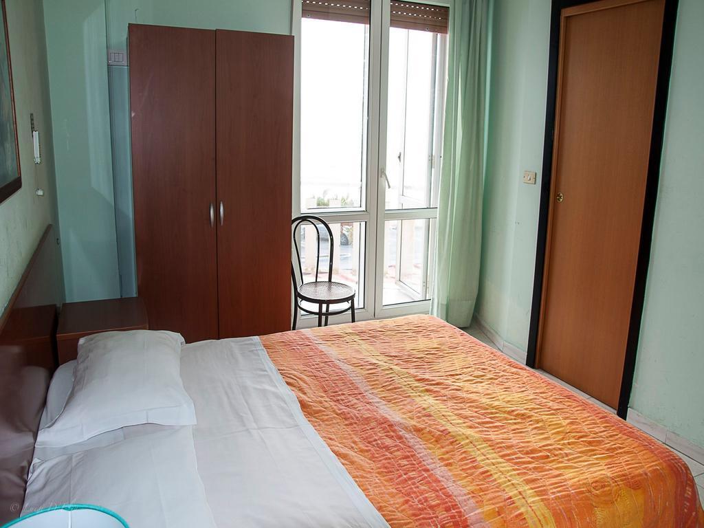 Albergo Gea Pontecagnano Faiano Habitación foto