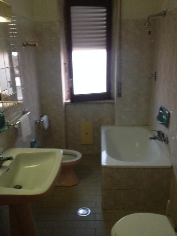 Albergo Gea Pontecagnano Faiano Habitación foto